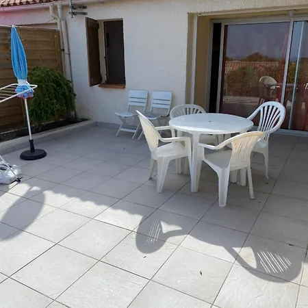 Location 5 Personnes Sant Ambroggio Cocody Village בית נופש לומיו