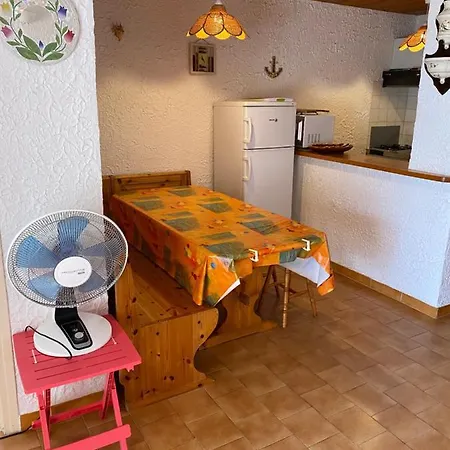 Location 5 Personnes Sant Ambroggio Cocody Village *